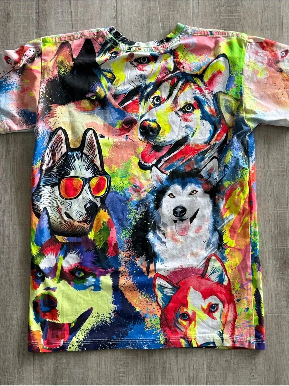 Youth Husky Multi Colored tee, retro, unisex kids 12/14.